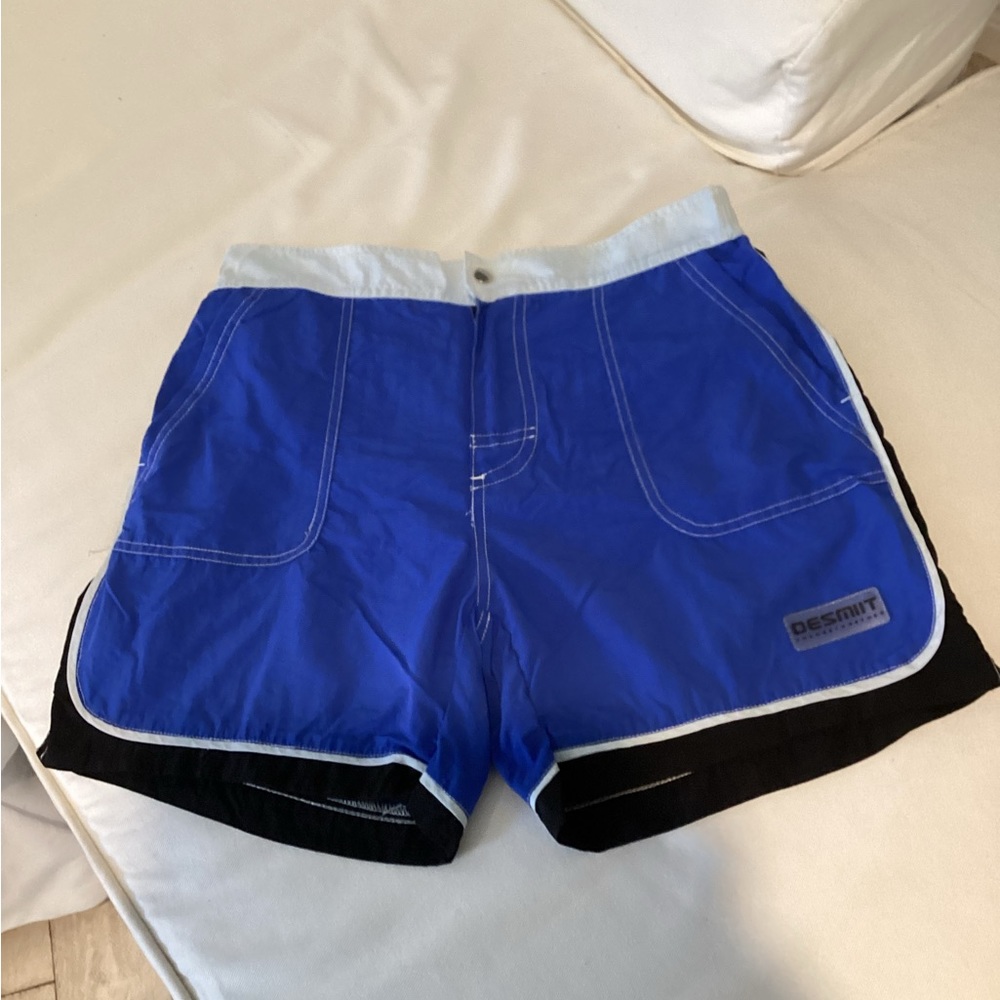 Men’s swimming trunks/shorts